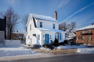 609 Harrison Pl, Linden City, NJ 07036