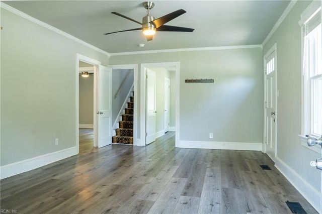 8798 Guinea RD, Hayes, VA 23072