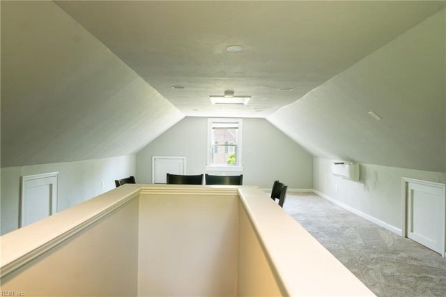 8798 Guinea RD, Hayes, VA 23072