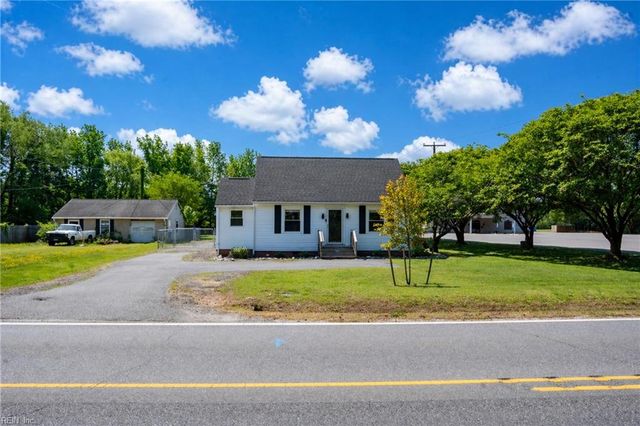 8798 Guinea RD, Hayes, VA 23072