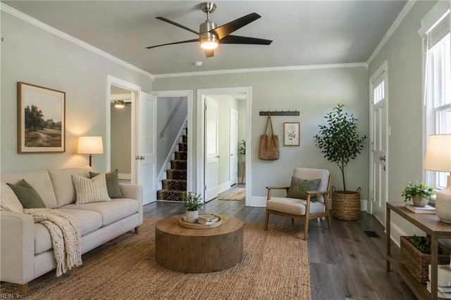 8798 Guinea RD, Hayes, VA 23072