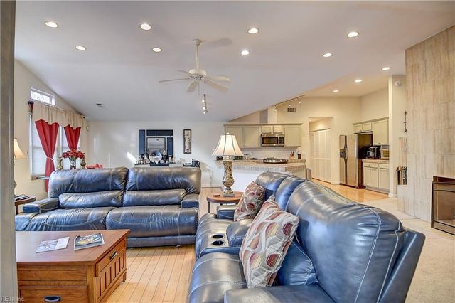 3513 Byrn Brae DR, Virginia Beach, VA 23464