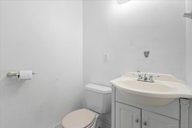 143 Bridge Street, East Windsor, CT 06088