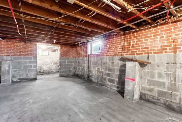 143 Bridge Street, East Windsor, CT 06088