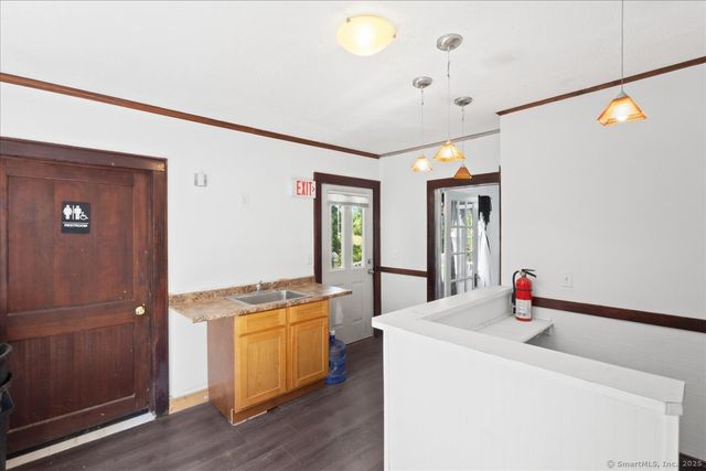 143 Bridge Street, East Windsor, CT 06088