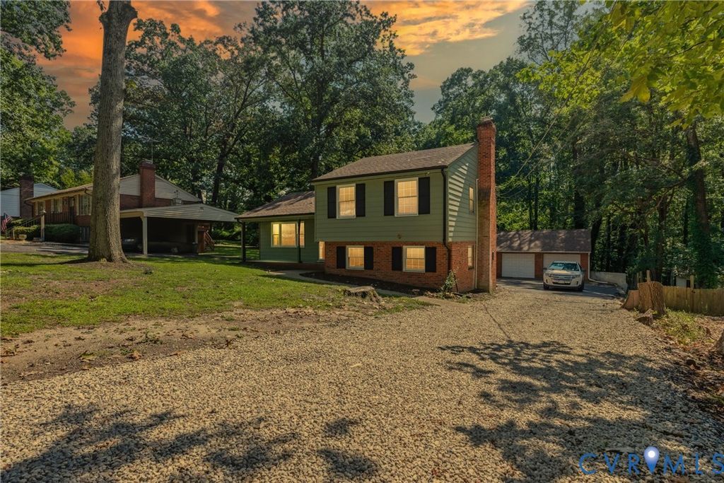 3005 Cicero Pky, Chester, VA 23831