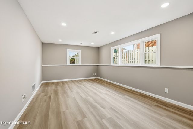 1104 Bradford Drive, Point Pleasant, NJ 08742