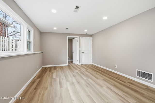 1104 Bradford Drive, Point Pleasant, NJ 08742