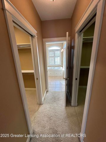 7671 Royal Cove Drive, Lansing, MI 48917