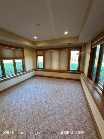 7671 Royal Cove Drive, Lansing, MI 48917