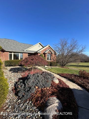 7671 Royal Cove Drive, Lansing, MI 48917