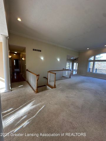 7671 Royal Cove Drive, Lansing, MI 48917