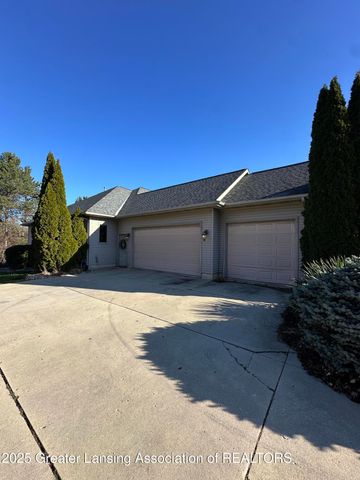 7671 Royal Cove Drive, Lansing, MI 48917