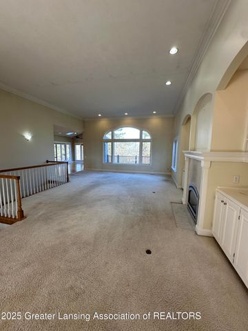 7671 Royal Cove Drive, Lansing, MI 48917