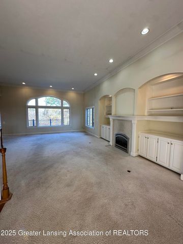 7671 Royal Cove Drive, Lansing, MI 48917