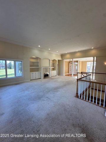 7671 Royal Cove Drive, Lansing, MI 48917