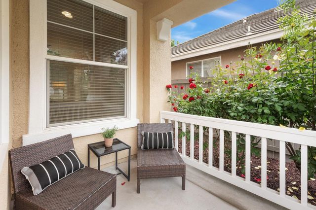 5676 Overleaf Way, Sacramento, CA 95835