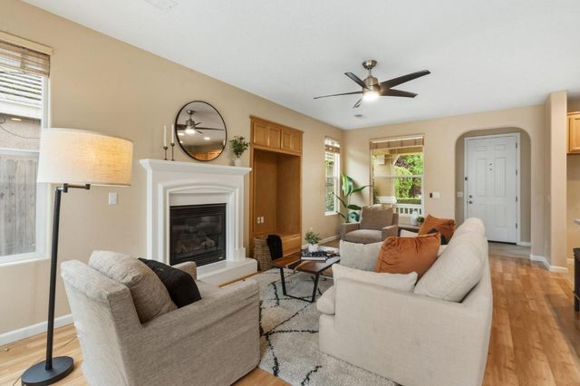 5676 Overleaf Way, Sacramento, CA 95835