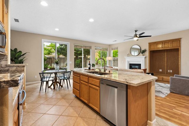 5676 Overleaf Way, Sacramento, CA 95835