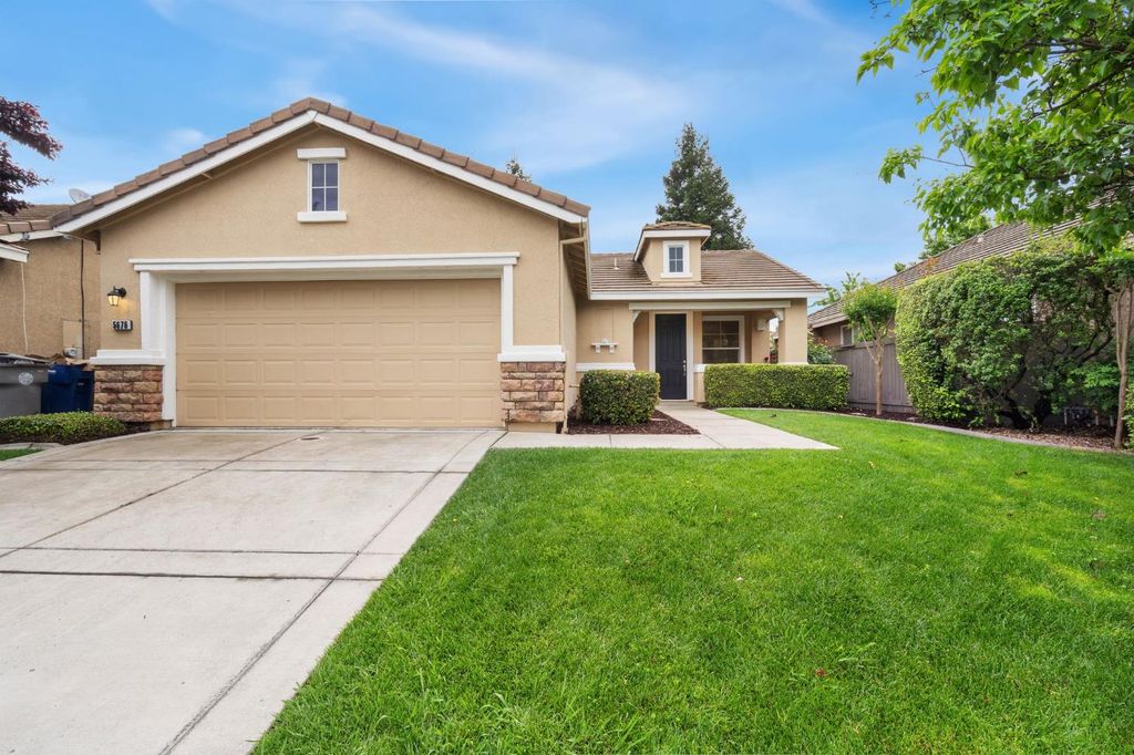 5676 Overleaf Way, Sacramento, CA 95835