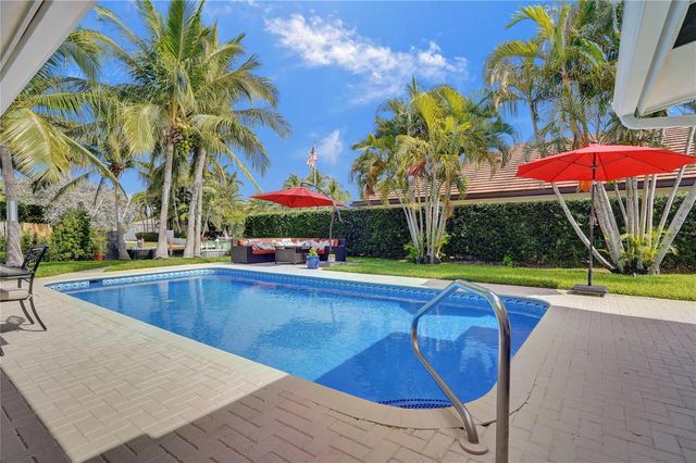 4030 Bayview Drive, Fort Lauderdale, FL 33308
