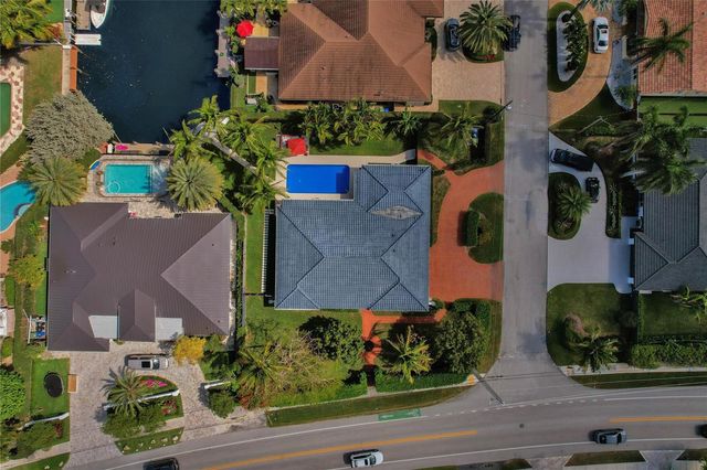 4030 Bayview Drive, Fort Lauderdale, FL 33308