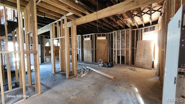 5204 Ridge Avenue, St Louis, MO 63113