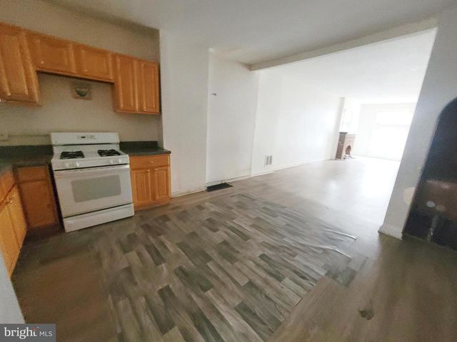 3004 MCELDERRY ST, Baltimore, MD 21205