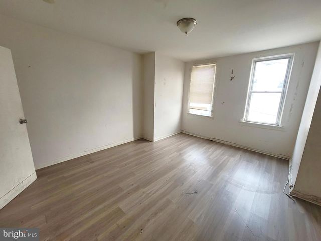 3004 MCELDERRY ST, Baltimore, MD 21205