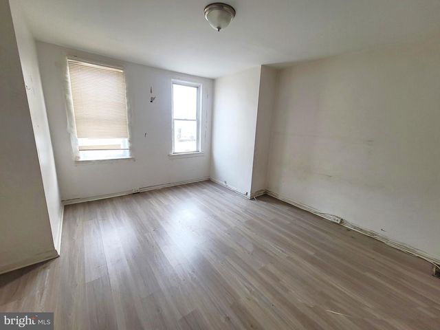 3004 MCELDERRY ST, Baltimore, MD 21205