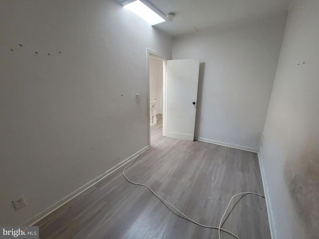 3004 MCELDERRY ST, Baltimore, MD 21205
