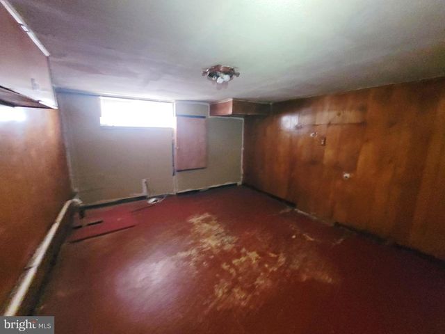 3004 MCELDERRY ST, Baltimore, MD 21205