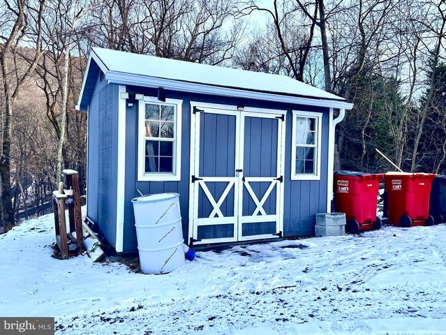 118 ROLLER COASTER RD, Harpers Ferry, WV 25425