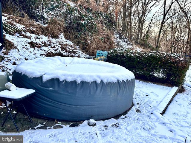 118 ROLLER COASTER RD, Harpers Ferry, WV 25425