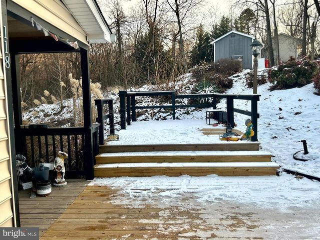 118 ROLLER COASTER RD, Harpers Ferry, WV 25425