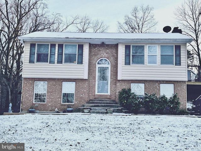 118 ROLLER COASTER RD, Harpers Ferry, WV 25425