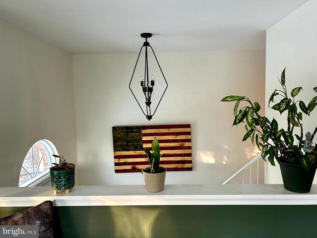 118 ROLLER COASTER RD, Harpers Ferry, WV 25425