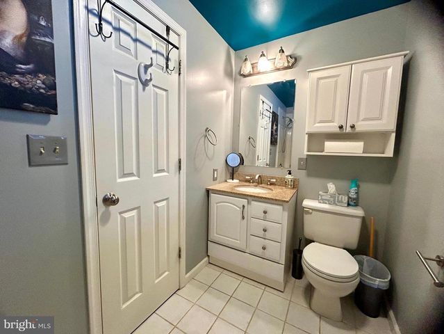 118 ROLLER COASTER RD, Harpers Ferry, WV 25425