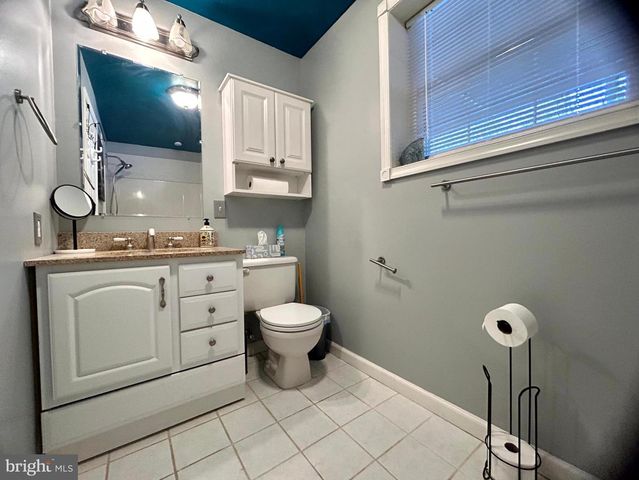 118 ROLLER COASTER RD, Harpers Ferry, WV 25425