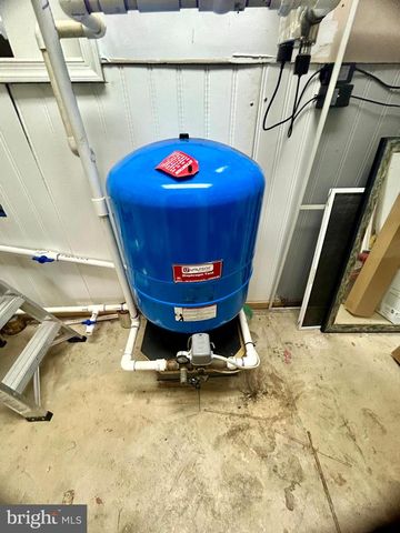 118 ROLLER COASTER RD, Harpers Ferry, WV 25425