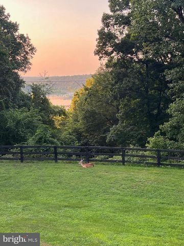 118 ROLLER COASTER RD, Harpers Ferry, WV 25425