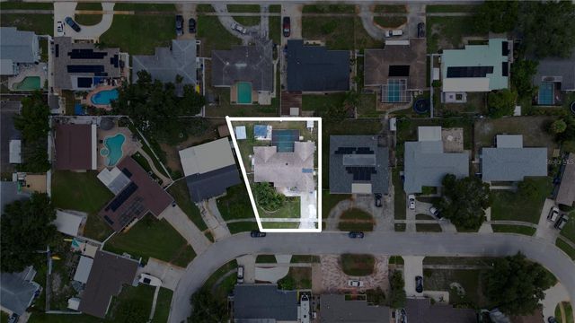 6065 23RD AVENUE N, St Petersburg, FL 33710