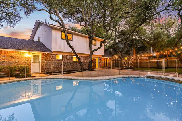 11210 Deadoak LN, Austin, TX 78759