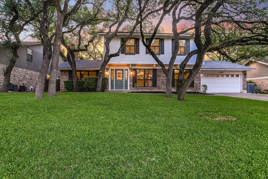 11210 Deadoak LN, Austin, TX 78759