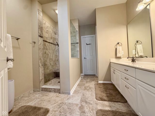 1626 Lacebark Drive UNIT F, Greenwood, IN 46143
