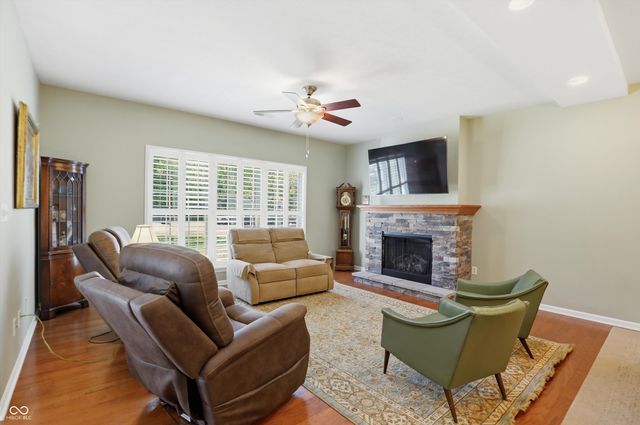 1626 Lacebark Drive UNIT F, Greenwood, IN 46143