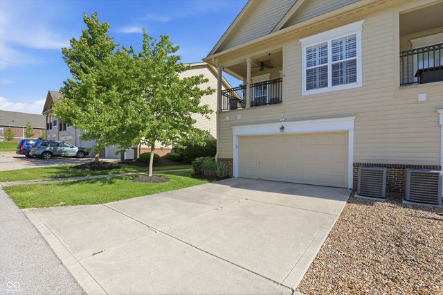 1626 Lacebark Drive UNIT F, Greenwood, IN 46143