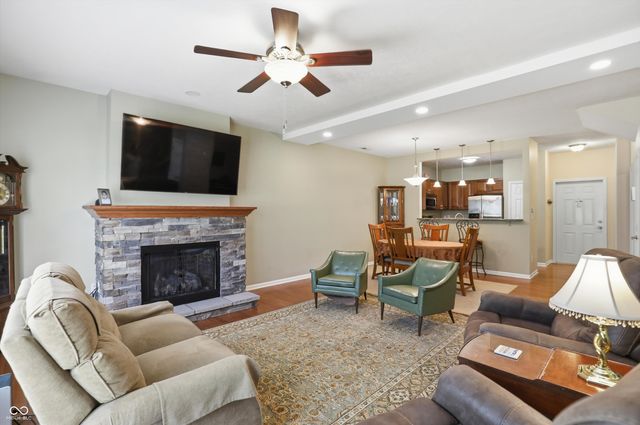 1626 Lacebark Drive UNIT F, Greenwood, IN 46143