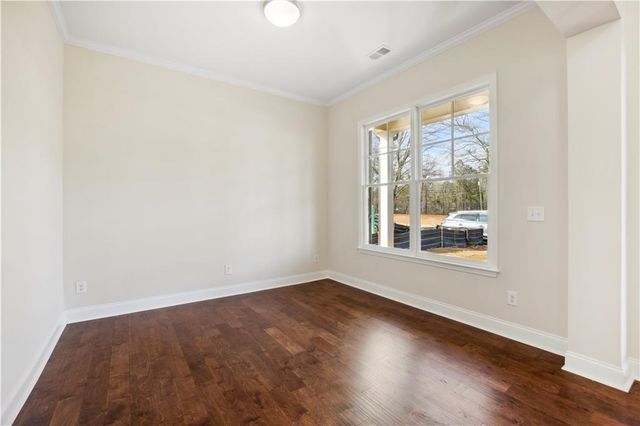 5827 Creek Indian Drive, Sugar Hill, GA 30518