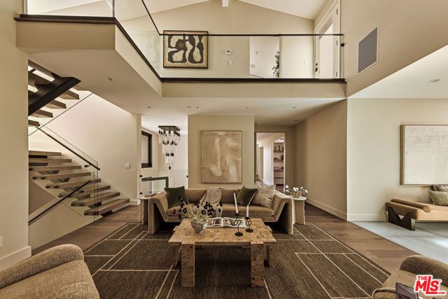 16838 Oak View Drive, Encino (los Angeles), CA 91436